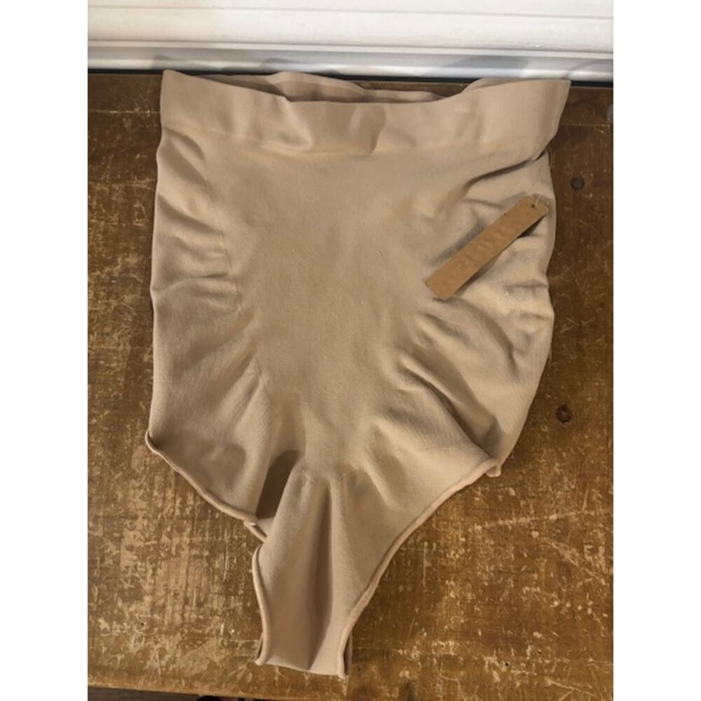 Skims Sculpting Shapewear Mid Waist Thong Tummy Control Plus Size 4XL 5X NWT